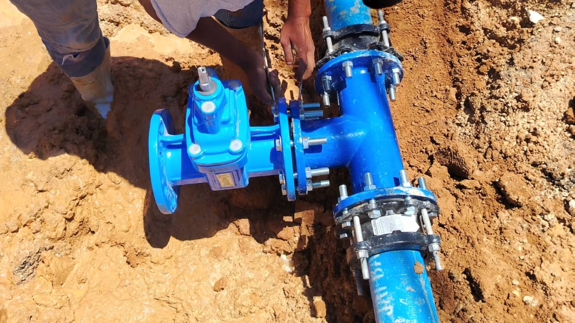 مياه البادية الشمالية تنفذ وصلات جديدة لتأمين بلدة الدفيانة وحفر 3 آبار في المكيفتة