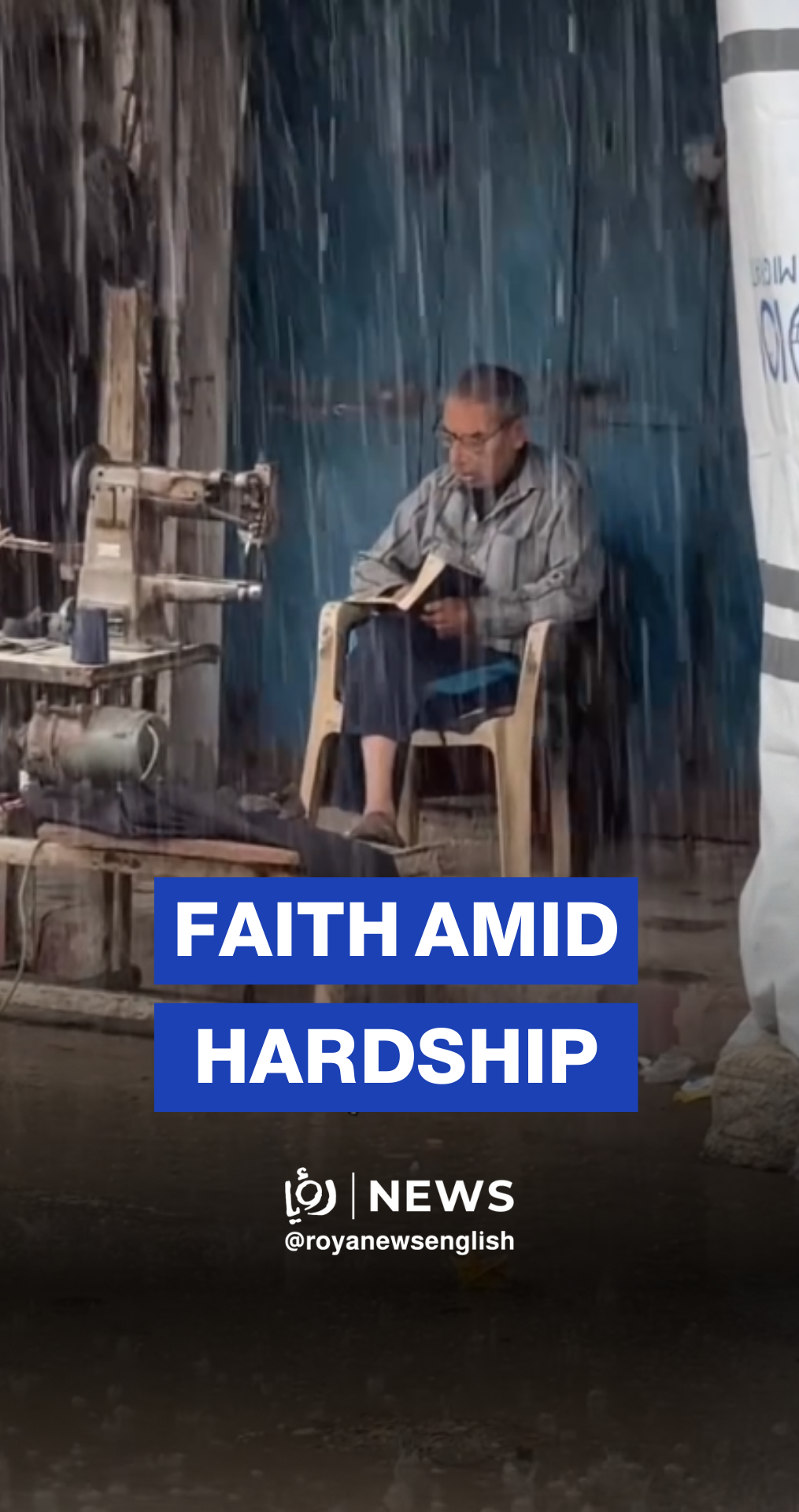 Elderly man reads Qur’an at his workplace amid heavy rain in Gaza