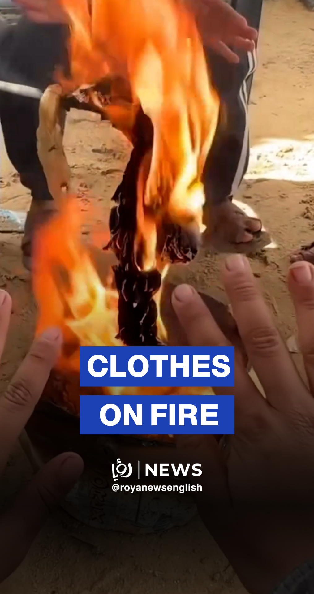 Displaced people burn old clothes, plastic to fight the cold