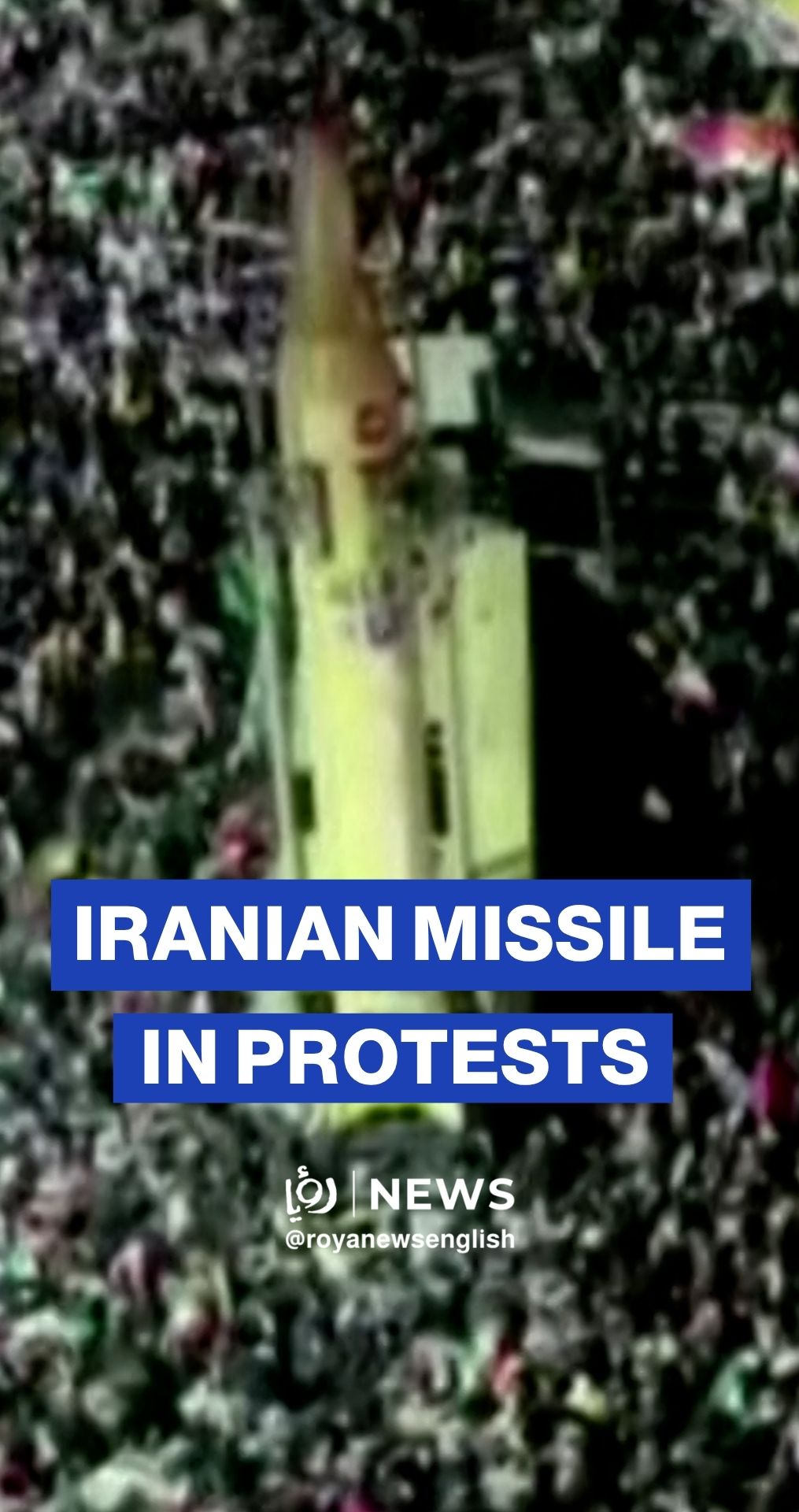 Iran missile displayed at Arak rally