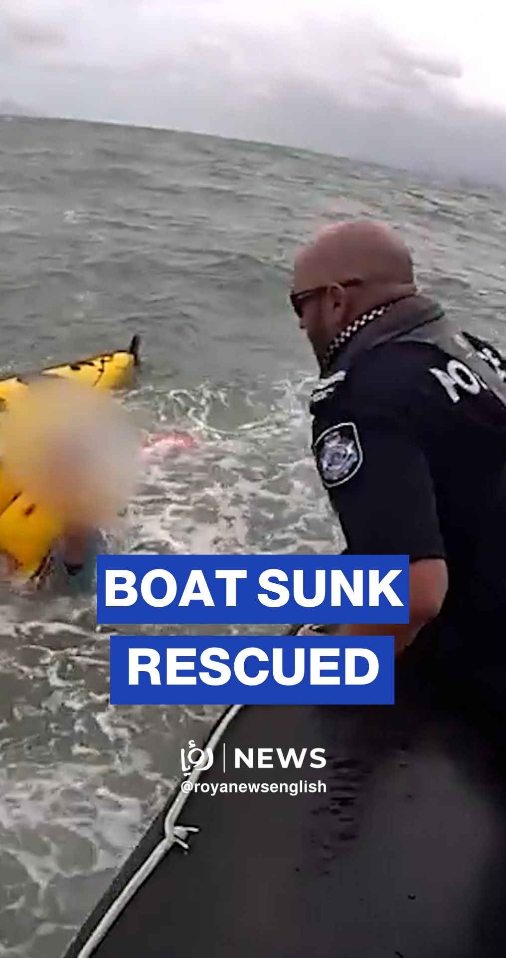 Two rescued after boat sinks in Australia